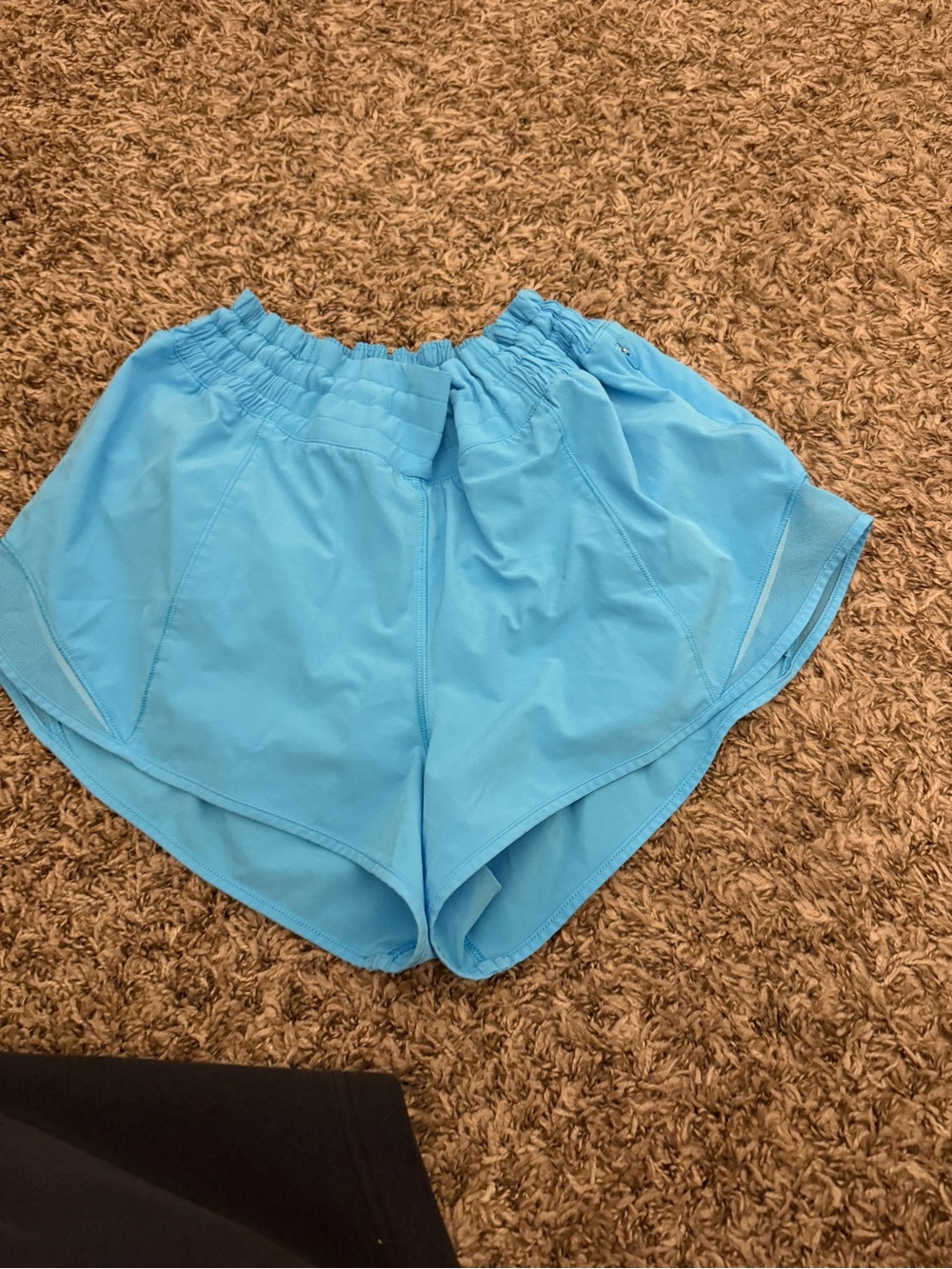 Lululemon- Light Blue Women's Athletic Shorts - knot in waistband